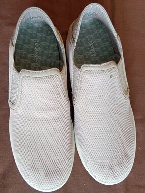 Olukai slip ons shoes, women's size 7.5. Mauve pink